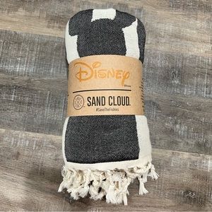 ❌SOLD❌NWT Sand Cloud Towel - Disney Mickey Checker
